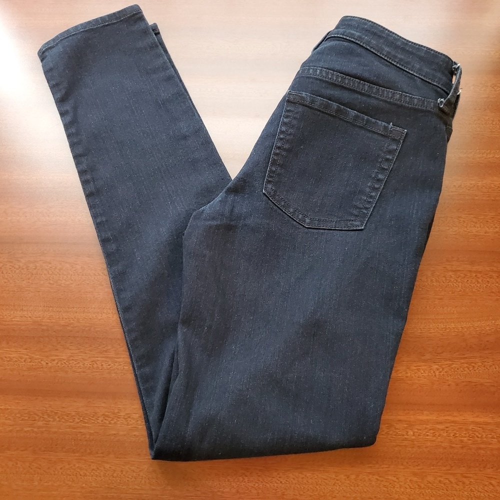 GAP Premium Mid-Rise Bootcut EUC